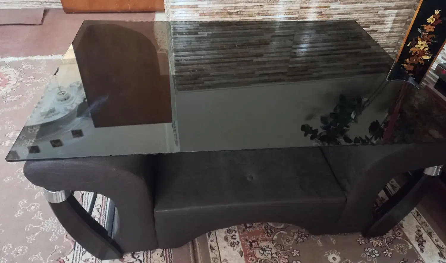 میزشیشه ای کاملاسالم قیمت توافقی|مبلمان خانگی و میز عسلی|شیراز, گلشن|دیوار