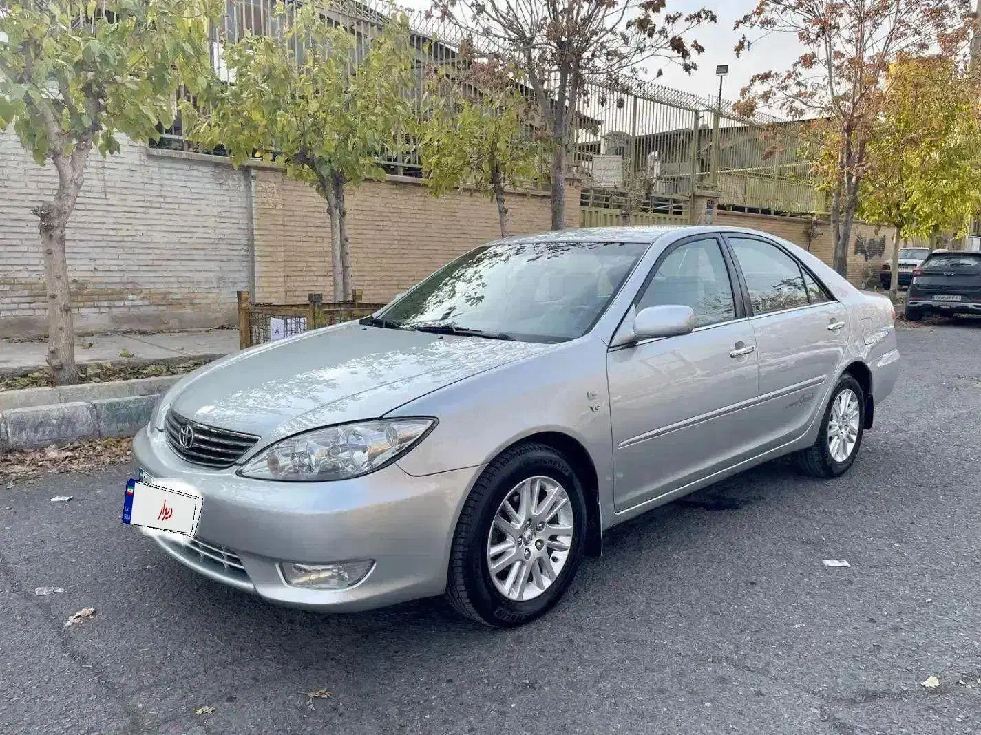 کمری گرند دنده ای 2006|خودرو سواری و وانت|تهران, وردآورد|دیوار