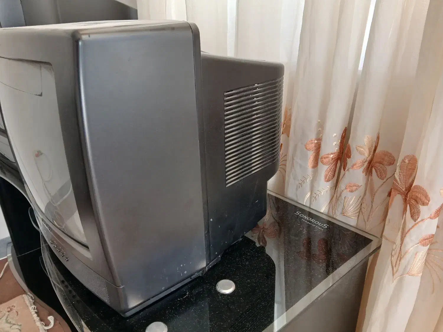 تلویزیون رنگی وستل کاملاً سالم|تلویزیون و پروژکتور|سقز, |دیوار