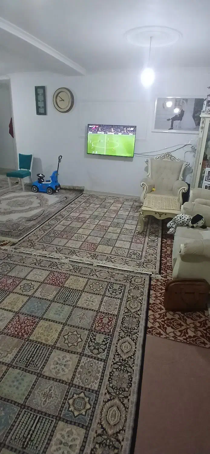 ۸۵متر اپارتمان مرکز شهر طبقه اول|فروش آپارتمان|رضوانشهر, |دیوار