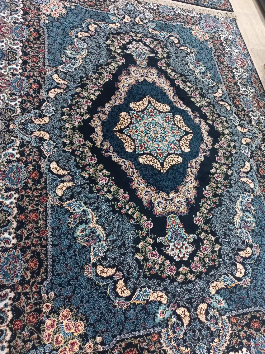 فروش فرش|فرش|صومعه‌سرا, |دیوار