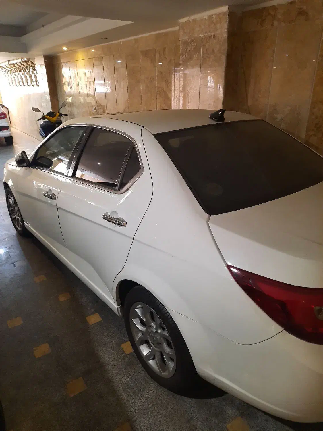 فروش دنا پلاس ۶ دنده توربو ۱۴۰۱ سان روف دار|خودرو سواری و وانت|تهران, صادقیه|دیوار