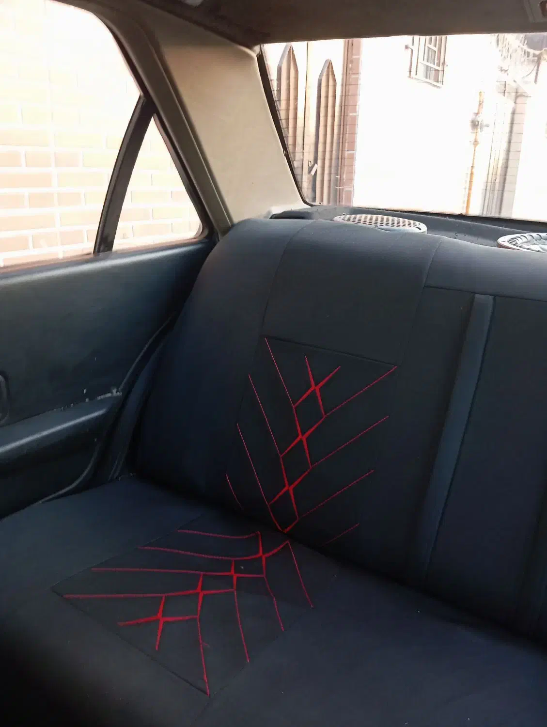 پژو۲۰۰۰ مدل۸۱|خودرو سواری و وانت|علی‌آباد کتول, |دیوار