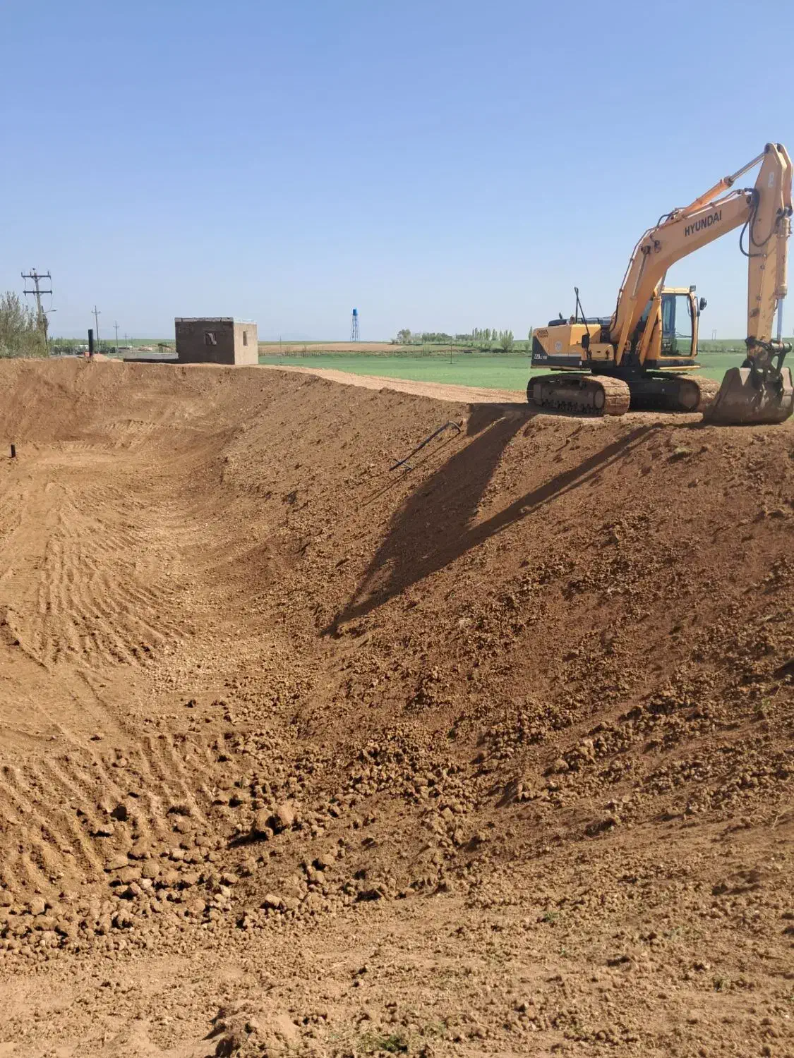 خدمات بیل مکانیکی زنجیری|خدمات حمل و نقل|دهگلان, |دیوار