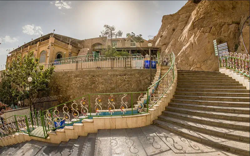 تور یکروزه|تور و چارتر|قم, ولیعصر|دیوار