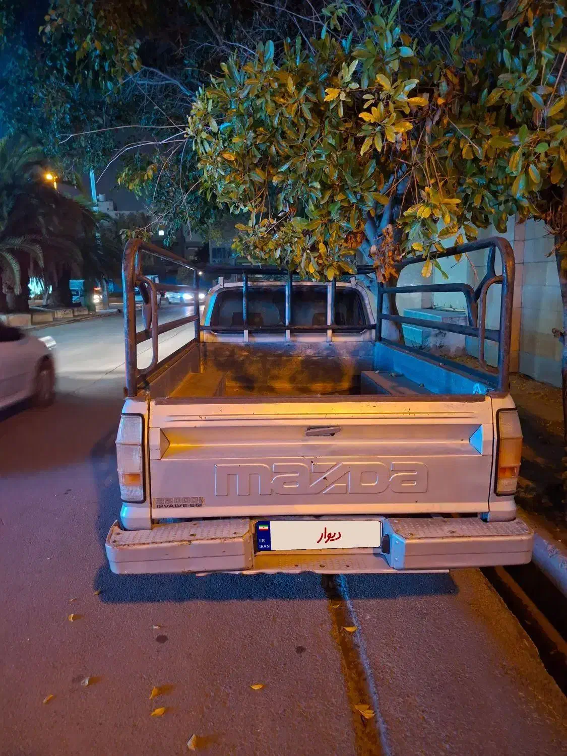 وانت مزدا|خودرو سواری و وانت|بوشهر, |دیوار