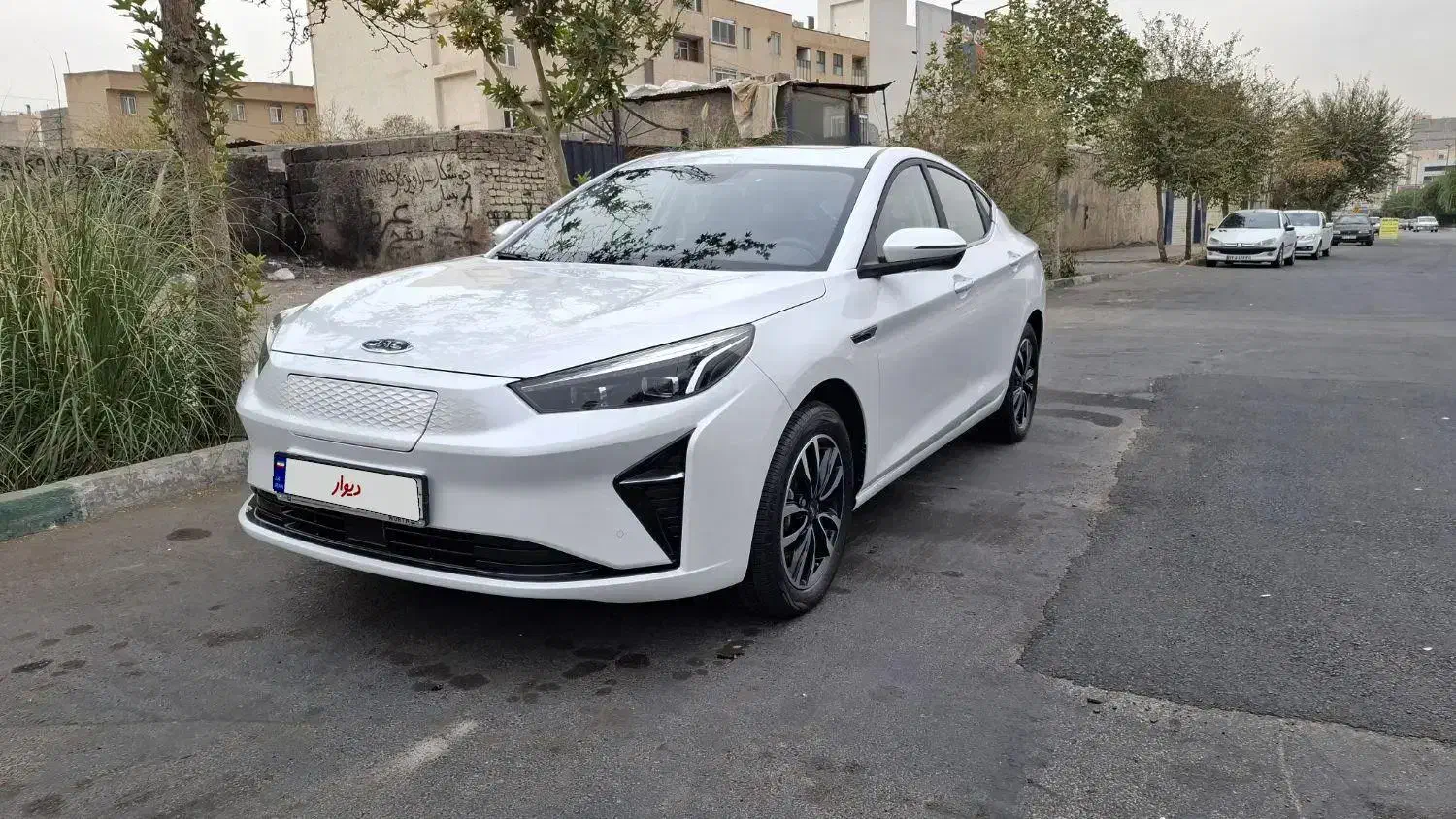 جک برقی پلاس جی7 kmc j7 کی ام سی|خودرو سواری و وانت|تهران, گلستان (شهرک راه آهن)|دیوار