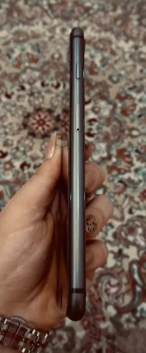 ایفون 8 plus|موبایل|گلستان (تهران), |دیوار