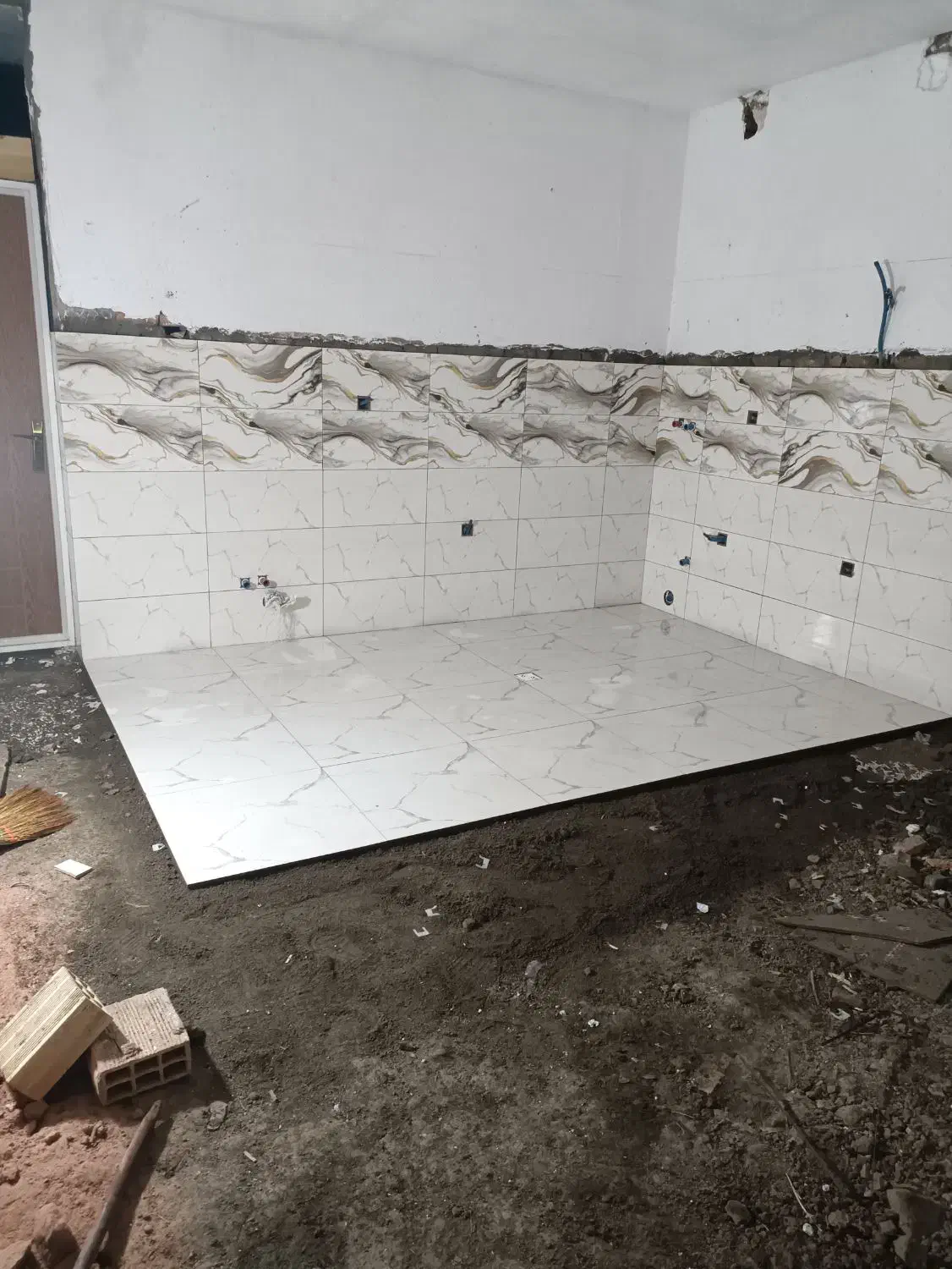 کاشی سرامیک|خدمات پیشه و مهارت|رشت, کوی طالقانی|دیوار