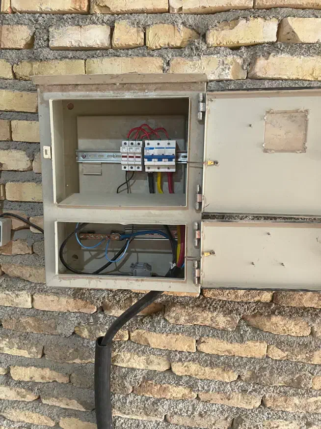 سوله۲۲۰ متری /برق۵۰ آمپر/گاز/آب|اجارهٔ دفتر صنعتی، کشاورزی، تجاری|ورامین, خیر آباد|دیوار