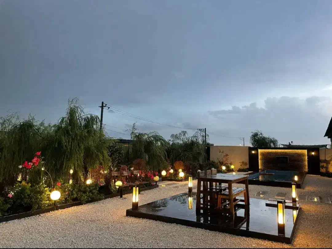 باغ ویلا مرتب و مجهز|اجارهٔ کوتاهمدت ویلا و باغ|شاندیز, |دیوار