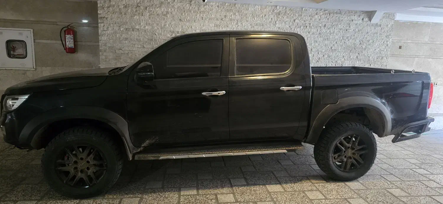 کی ام سی t8 1402|خودرو سواری و وانت|مشهد, فلسطین|دیوار