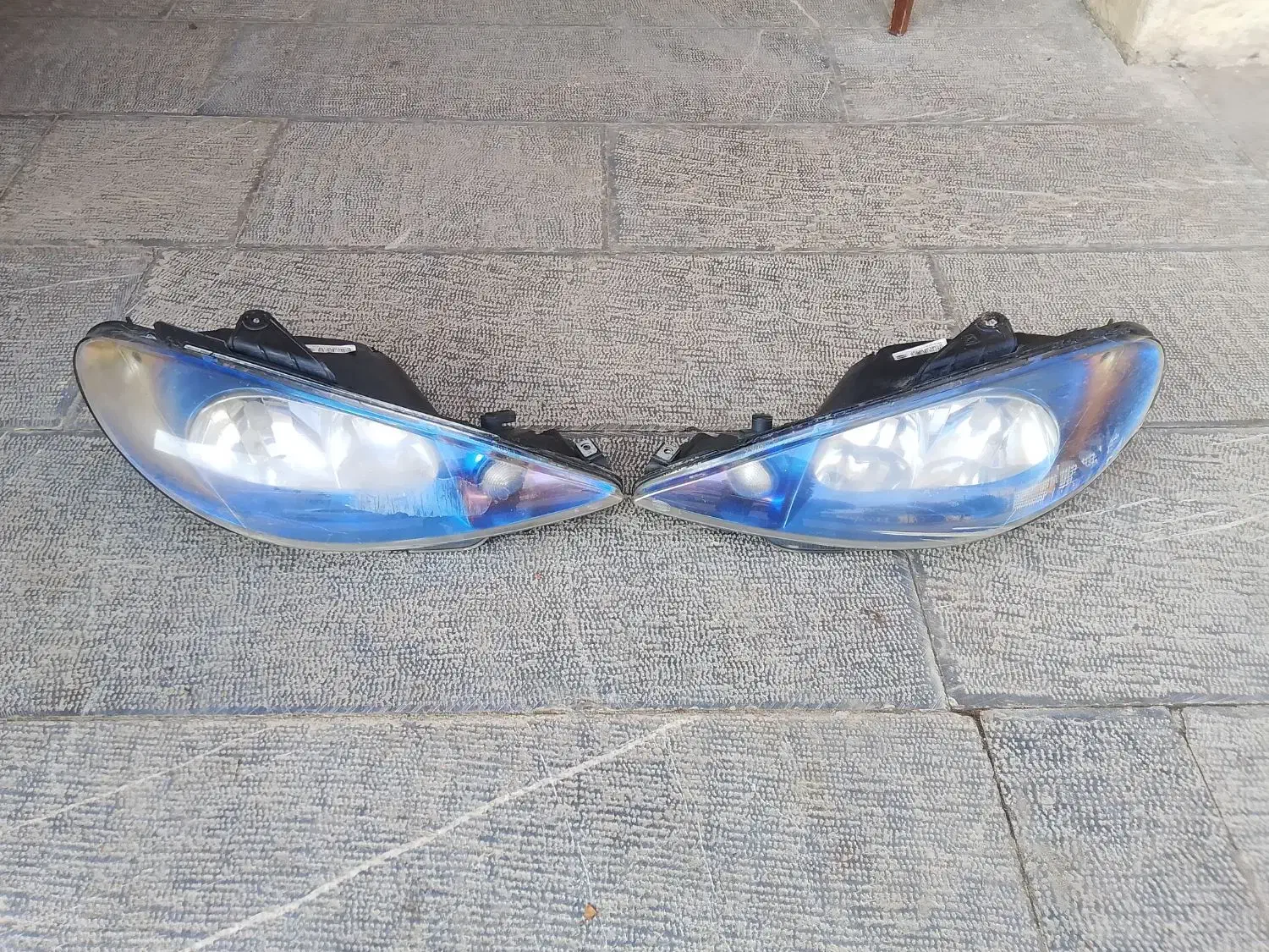 چراغ جلو ۲۰۶ اسپورت|قطعات یدکی و لوازم جانبی|تبریز, |دیوار