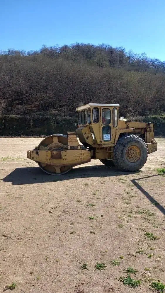 بیل مکانیکی کمپرسی بلدوزر غلتک|ماشین‌آلات صنعتی|گرگان, |دیوار