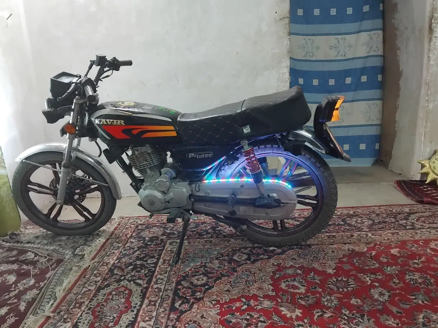 موتور ۲۰۰ کویر مدل ۱۴۰۱|موتورسیکلت|کوهبنان, |دیوار