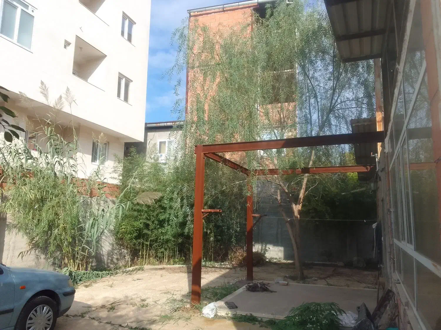 منزلی ویلایی نیمه ساز شمال روستای گرجی محله بهشهر|فروش خانه و ویلا|رستمکلا, |دیوار