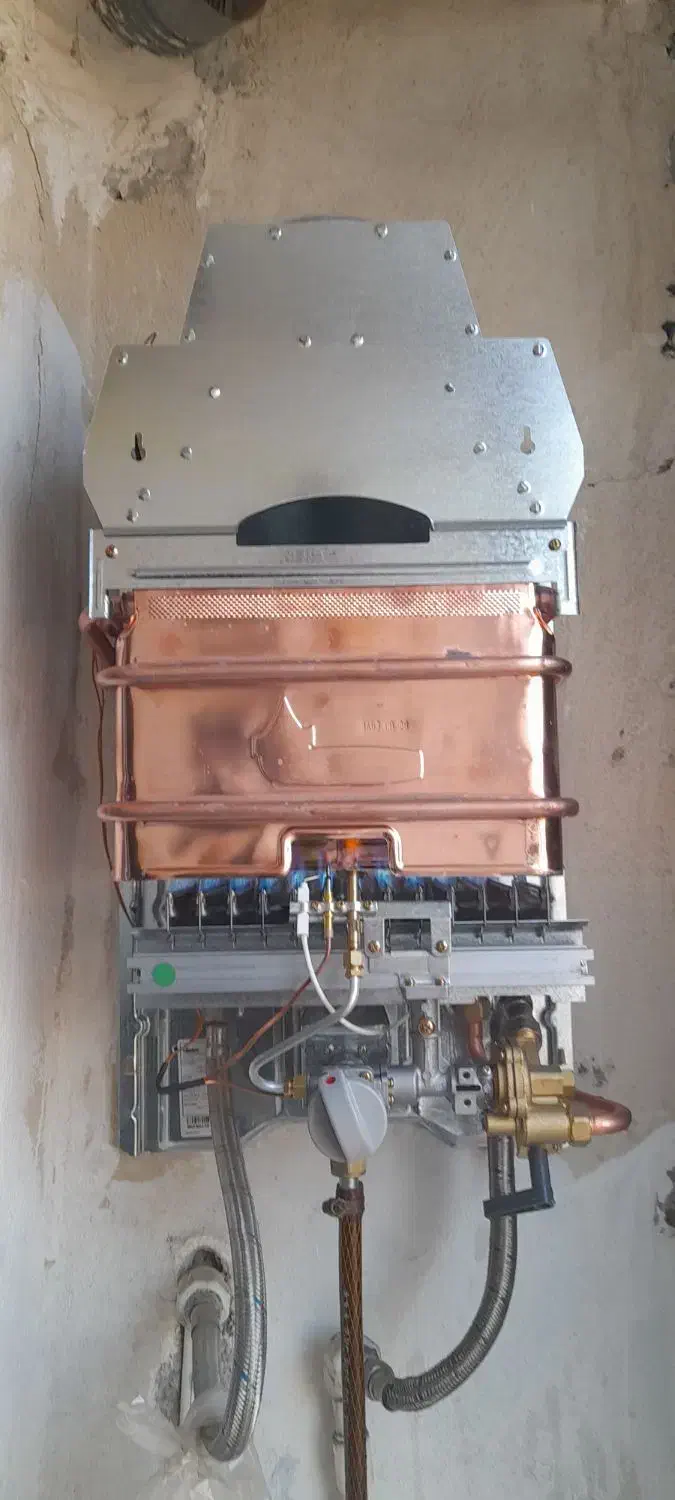 نصب سرویس و تعمیر آبگرمکن پکیج، بخاری کولر شومینه|خدمات پیشه و مهارت|پردیس, فاز ۲|دیوار