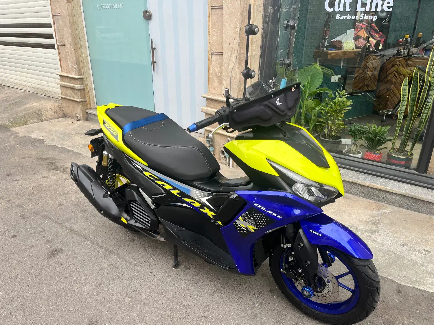 موتور|موتورسیکلت|صومعهسرا, |دیوار