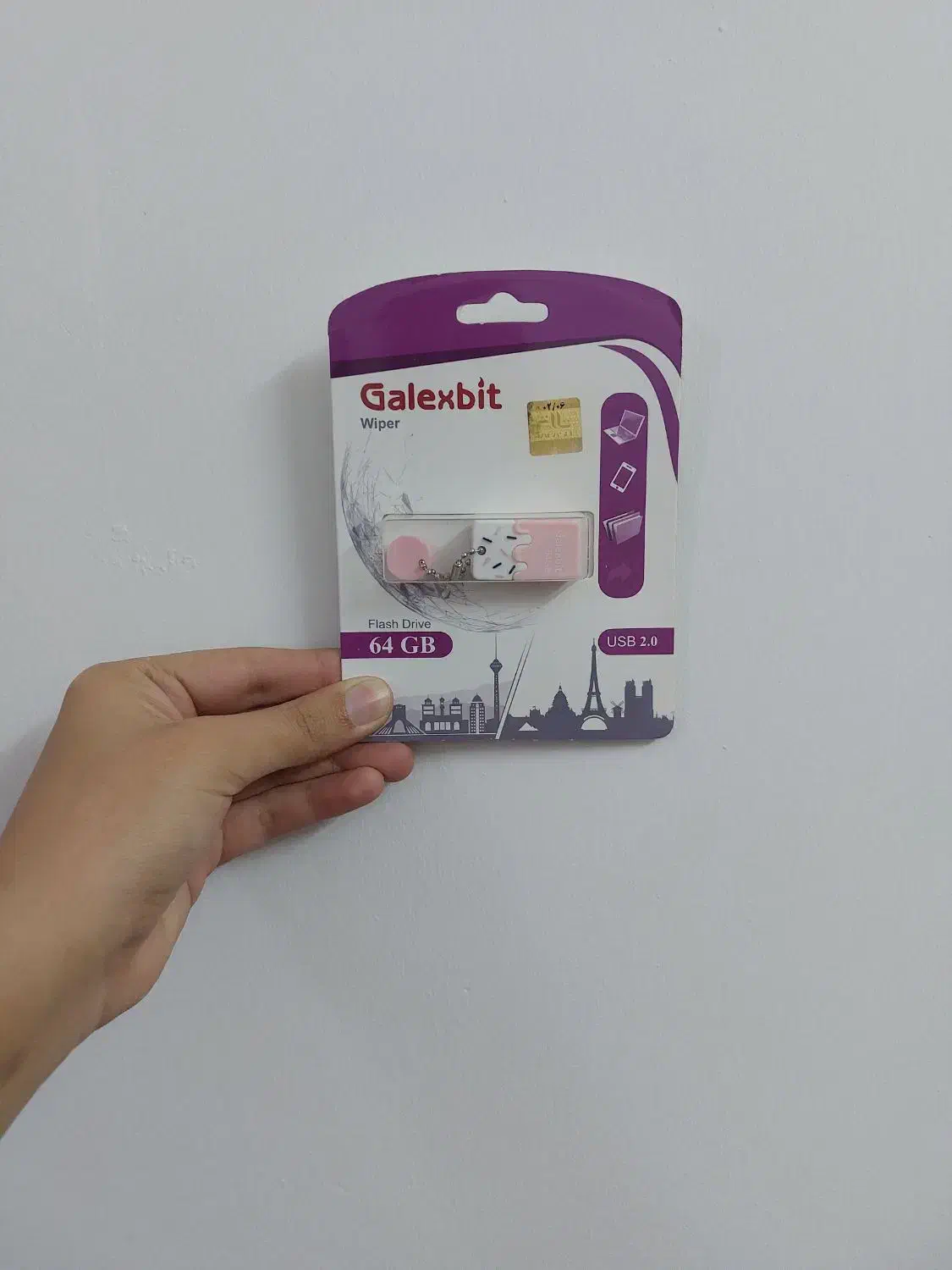 فلش و باتری شارژی|لوازم جانبی موبایل و تبلت|کاشان, زیارتی|دیوار