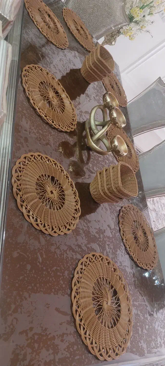 زیر بشقابی بسیار زیبا وتک (در نسیم شهر )|سفره، حوله، دستمال آشپزخانه|نسیمشهر, |دیوار