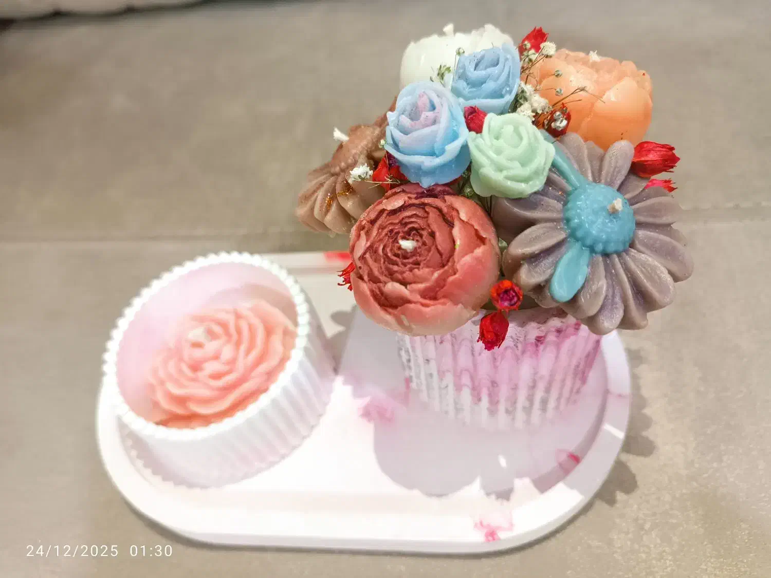 شمع گلدانی|صنایع دستی و سایر لوازم تزئینی|ایلام, |دیوار