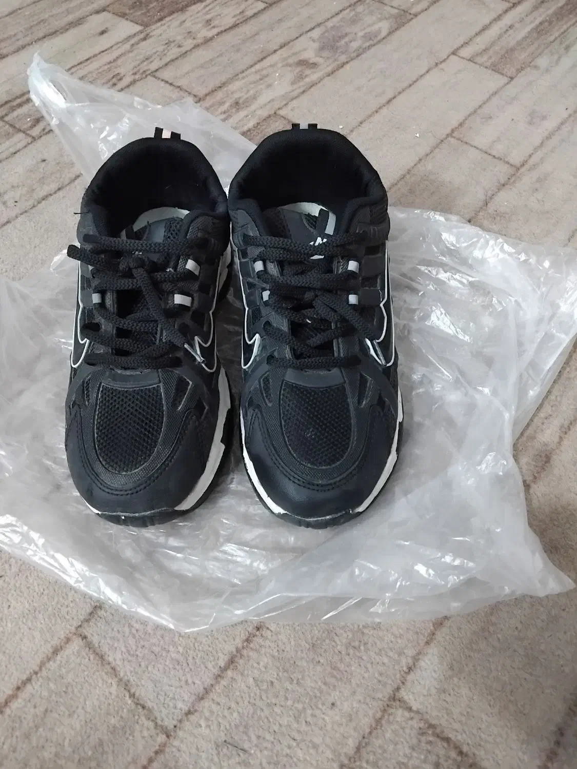 کفش راحتی معاوضه و فروش|کیف، کفش، کمربند|قم, نیروگاه|دیوار