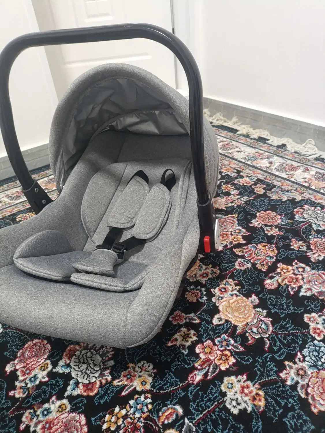 کریر|کالسکه و لوازم جانبی|تکاب, |دیوار