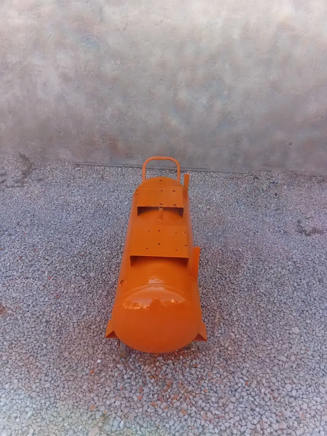 فروش یک عدد مخزن موتور باد|ابزارآلات|شیراز, قلعه شاهزاده بیگم|دیوار