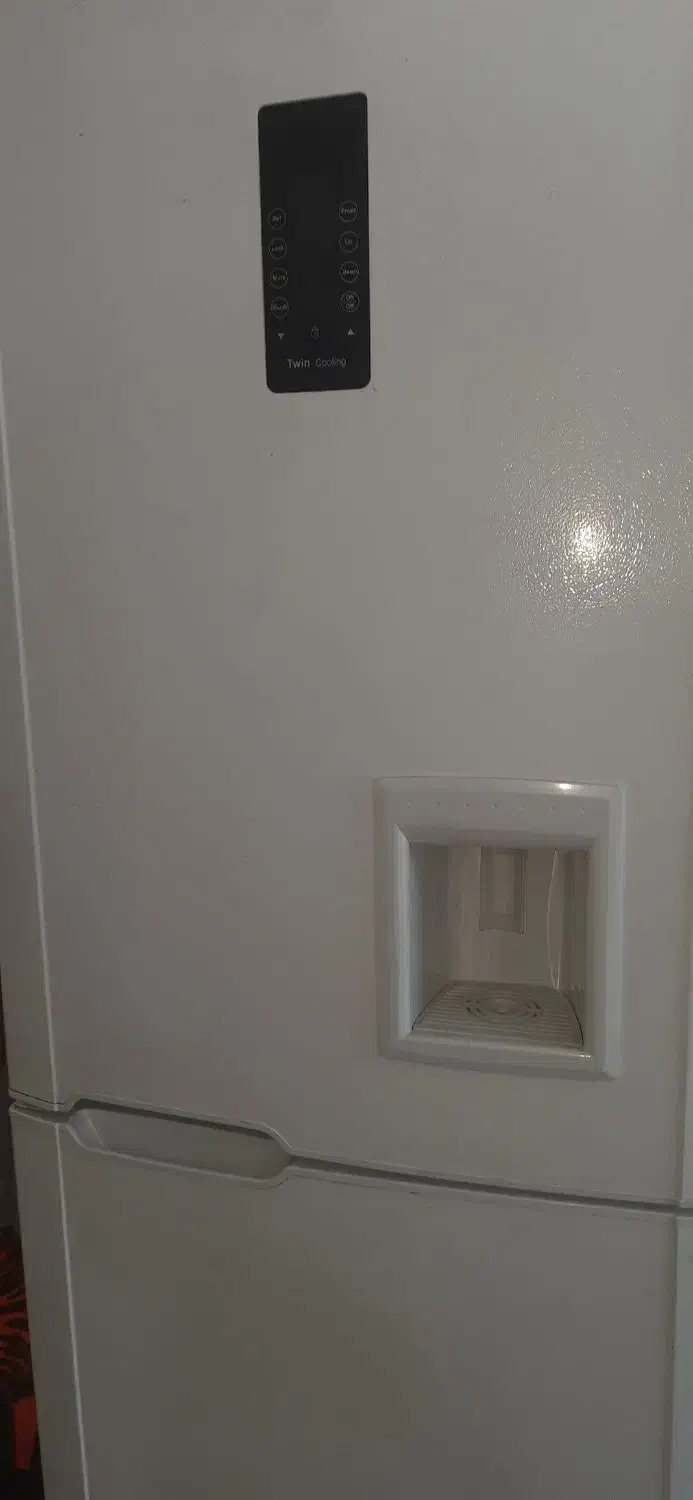 یخچال|یخچال و فریزر|بروجرد, |دیوار