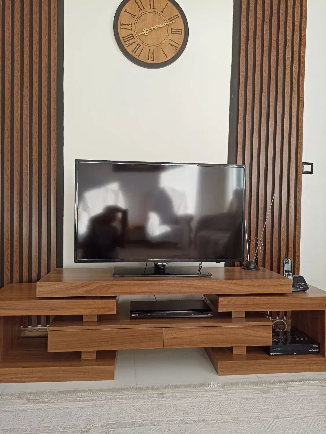 تلویزیون ال ای دی سامسونگ اصل کره ۴۲ اینچ|تلویزیون و پروژکتور|نهاوند, |دیوار