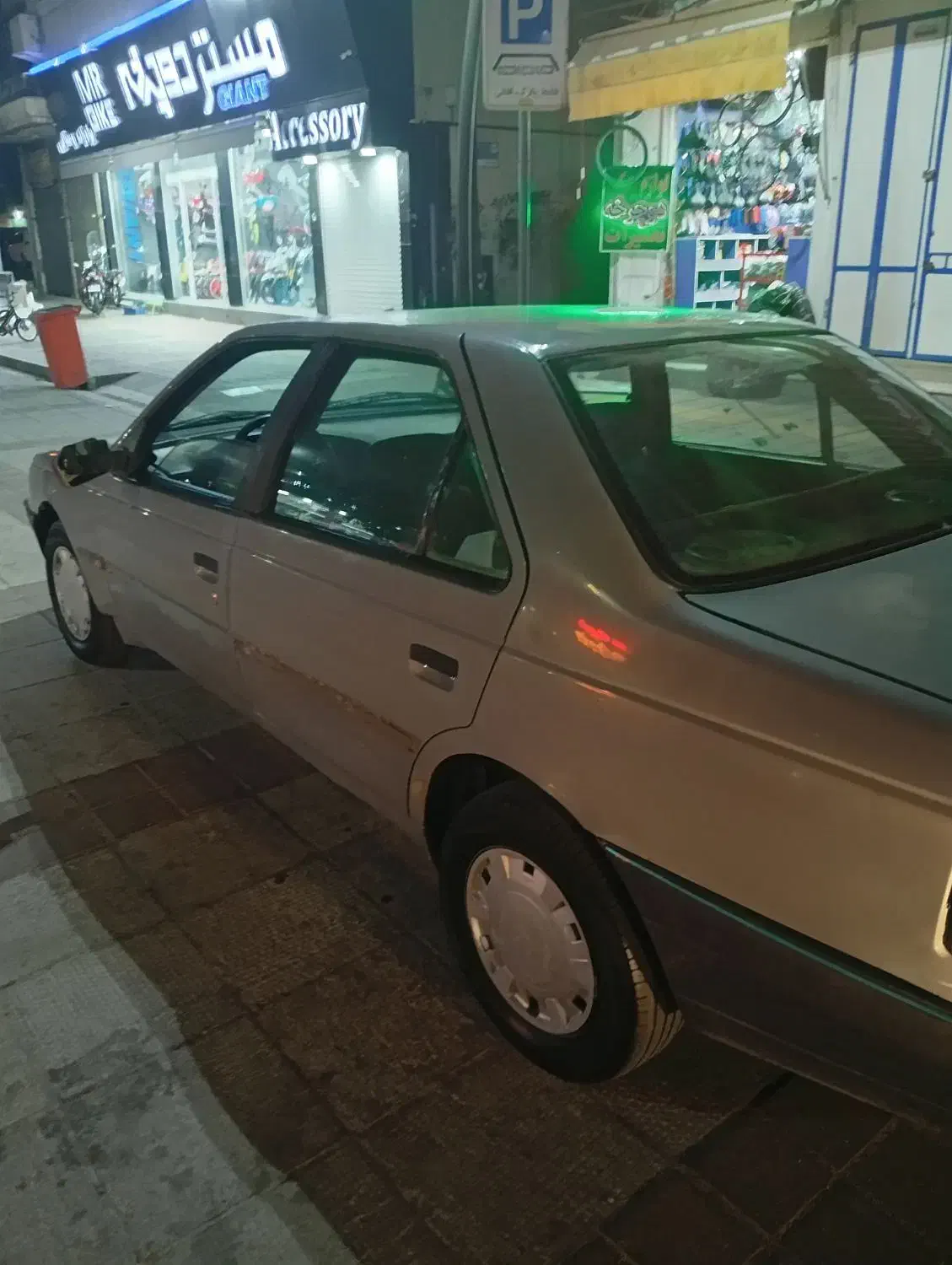 اردی مدل ۸۲فابریک انژکتور|خودرو سواری و وانت|شیراز, وزیرآباد|دیوار