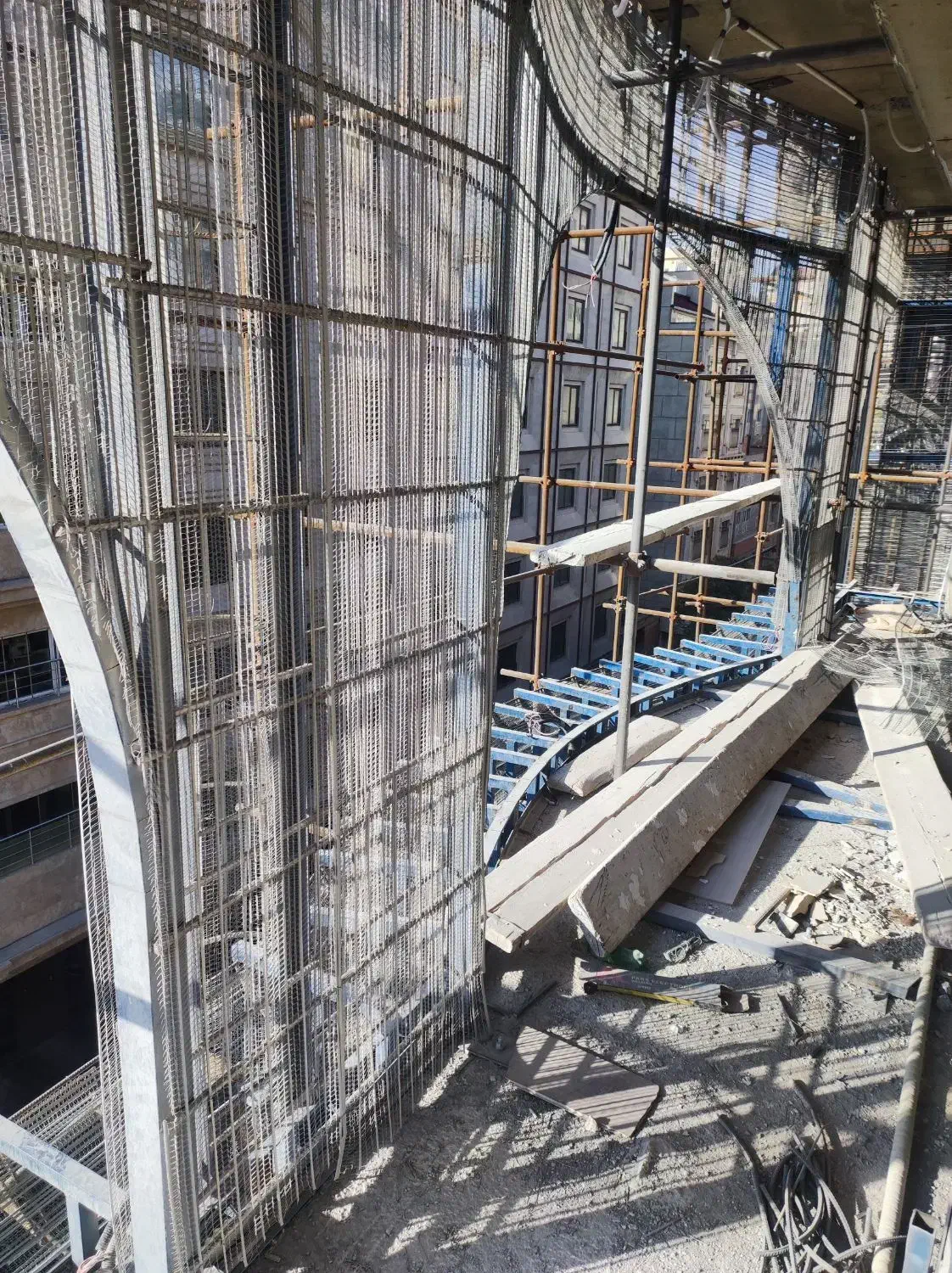 گروه صنعتی فنی علیزاده|خدمات پیشه و مهارت|تبریز, |دیوار