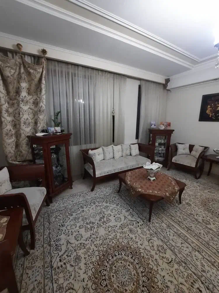 آپارتمان ۹۰ متر ۲ خواب فول امکانات