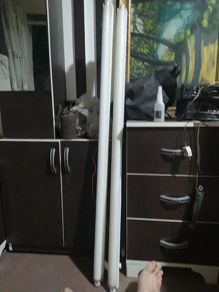 دو عدد مهتابی کامل|لامپ و چراغ|خرمآباد, |دیوار