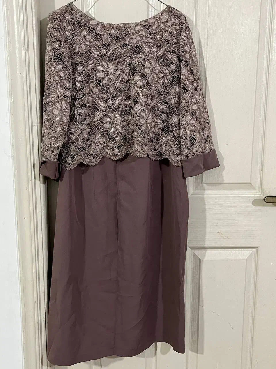 لباس مجلسی|لباس|گرگان, |دیوار