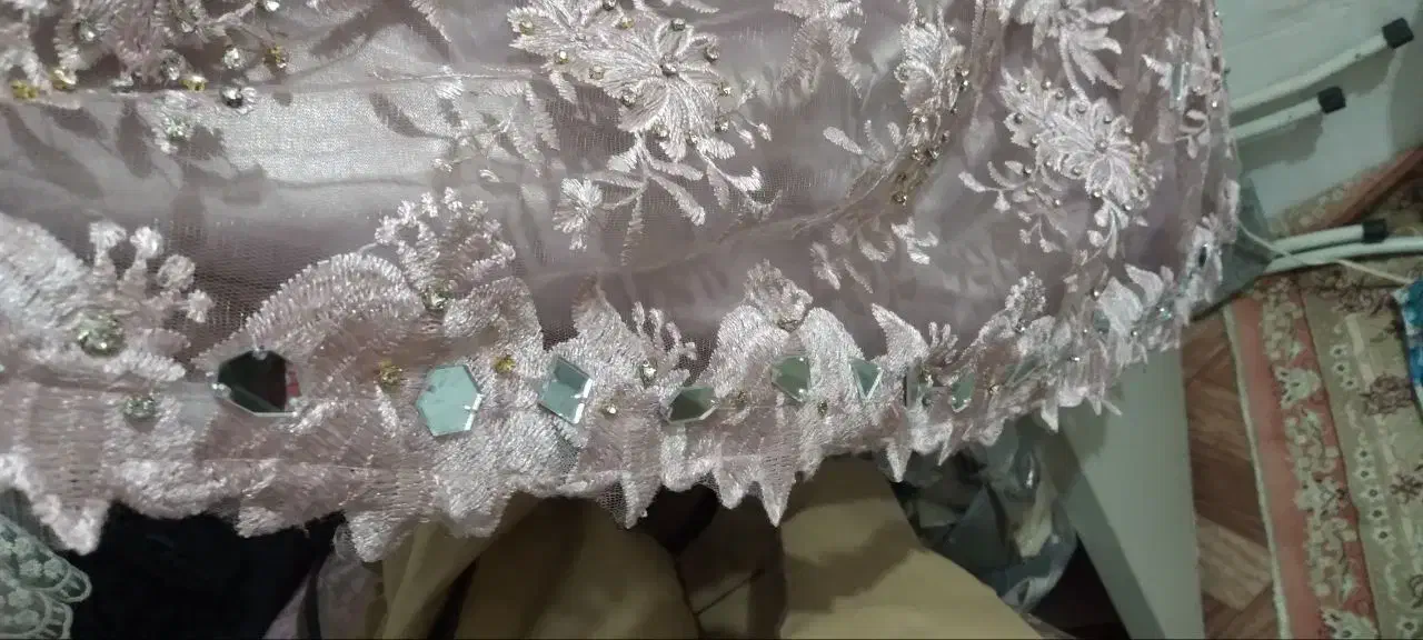 پیراهن مجلس اینه و سنگ دوزی سایز ۳۸تا۴۰ نو|لباس|تهران, شهرک ولیعصر شمالی|دیوار