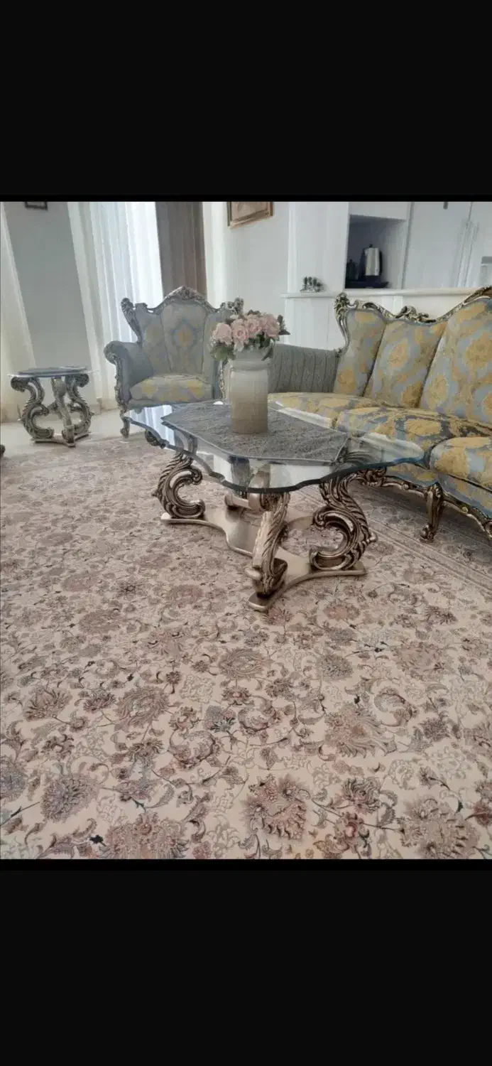 مبل ۹ نفره سلطنتی|مبلمان خانگی و میز عسلی|چالوس, |دیوار