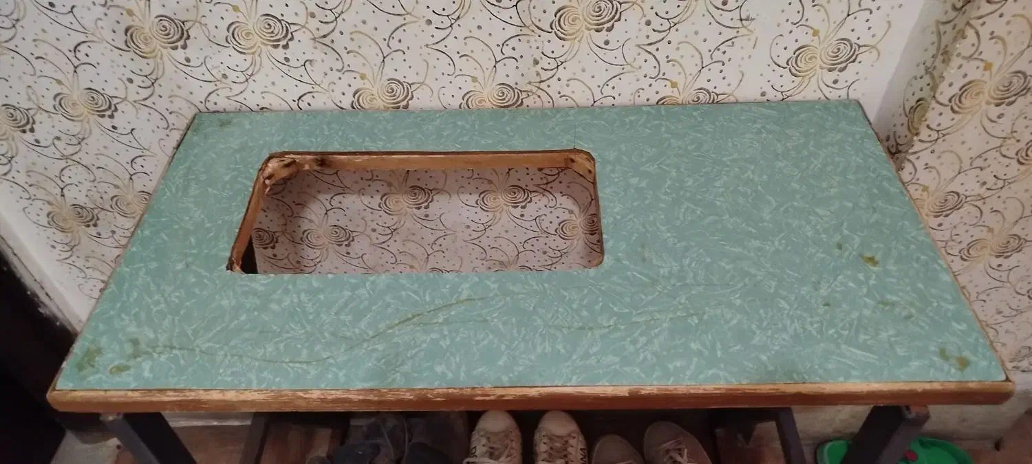 میز چرخ خیاطی|چرخ خیاطی و ریسندگی|مشهد, فتح المبین|دیوار