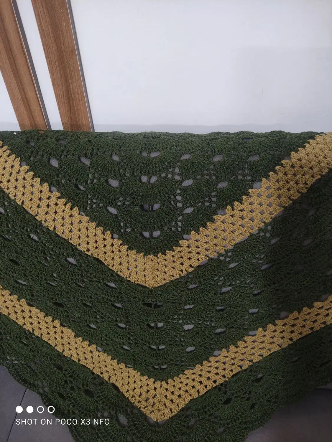 اشارپ|لباس|مشهد, شهید قربانی|دیوار