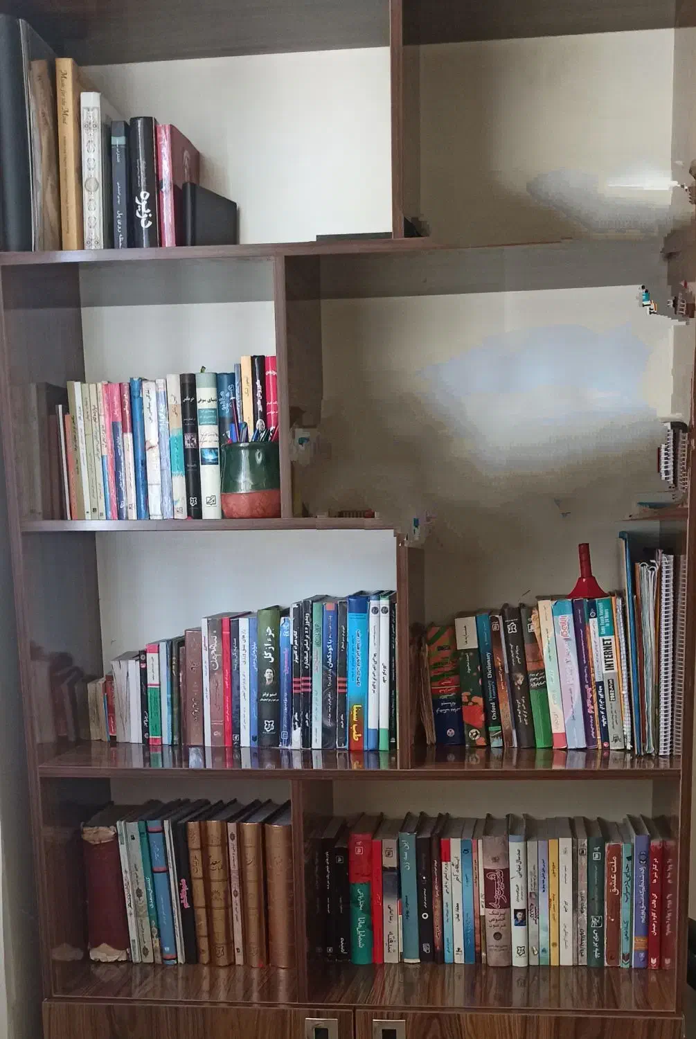 کتاب|کتاب و مجله ادبی|هشتگرد, هشتگرد قدیم|دیوار