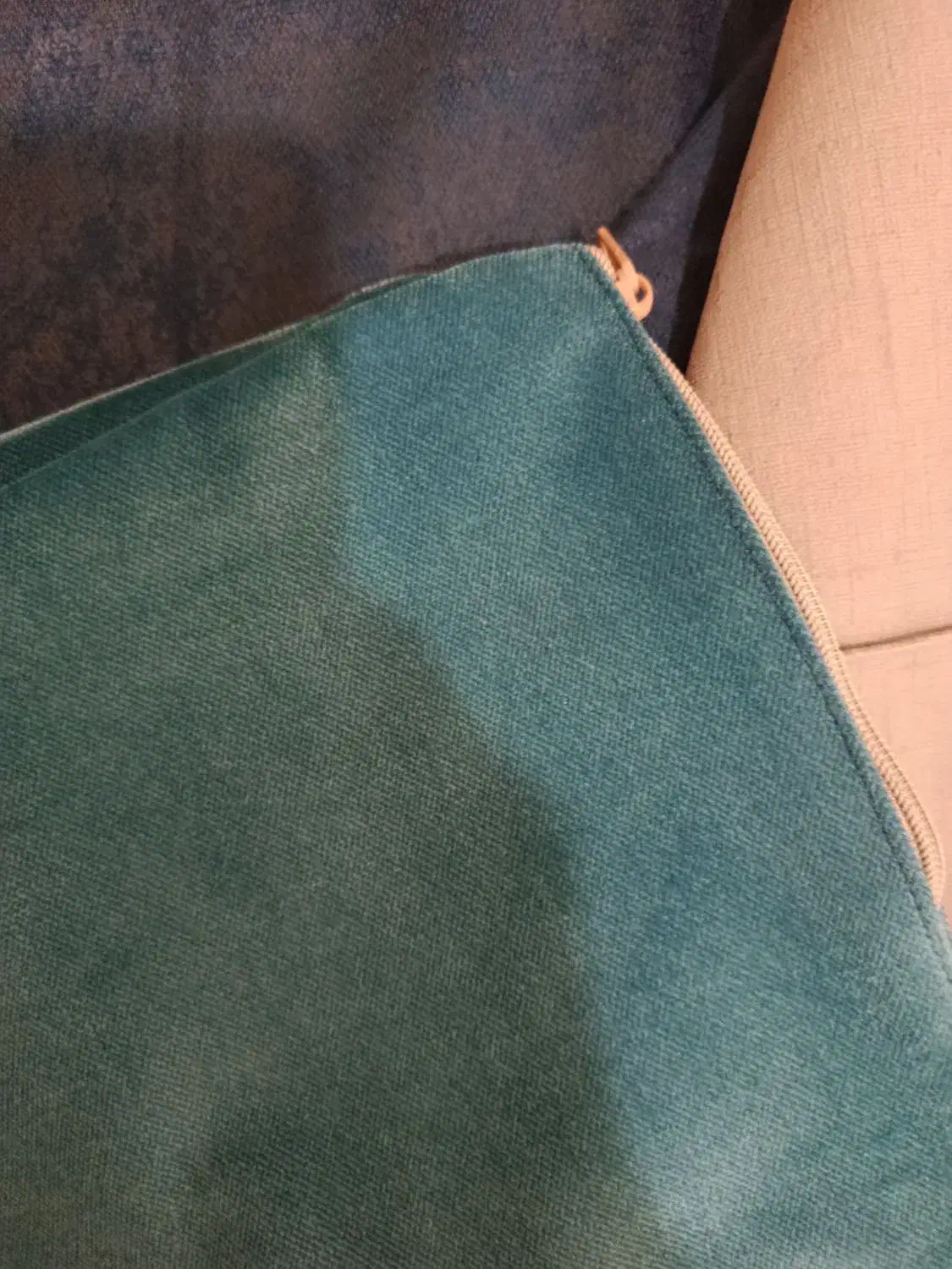 رو بالشتی|رختخواب، بالش، پتو|مشهد, نوید|دیوار