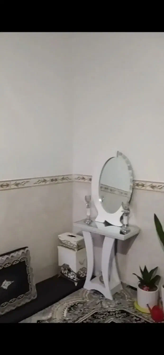 اینه و شمعدان و  سطل زباله و جای دستمال کاغذی|صنایع دستی و سایر لوازم تزئینی|ملایر, |دیوار