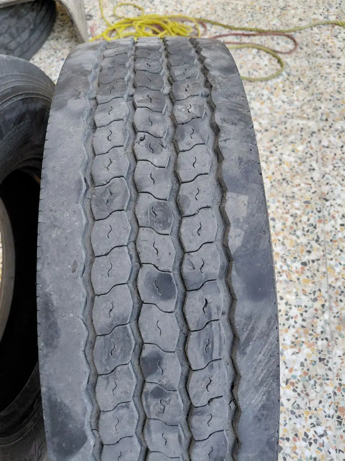 فروش جفت لاستیک خاوری|قطعات یدکی و لوازم جانبی|اندیمشک, |دیوار