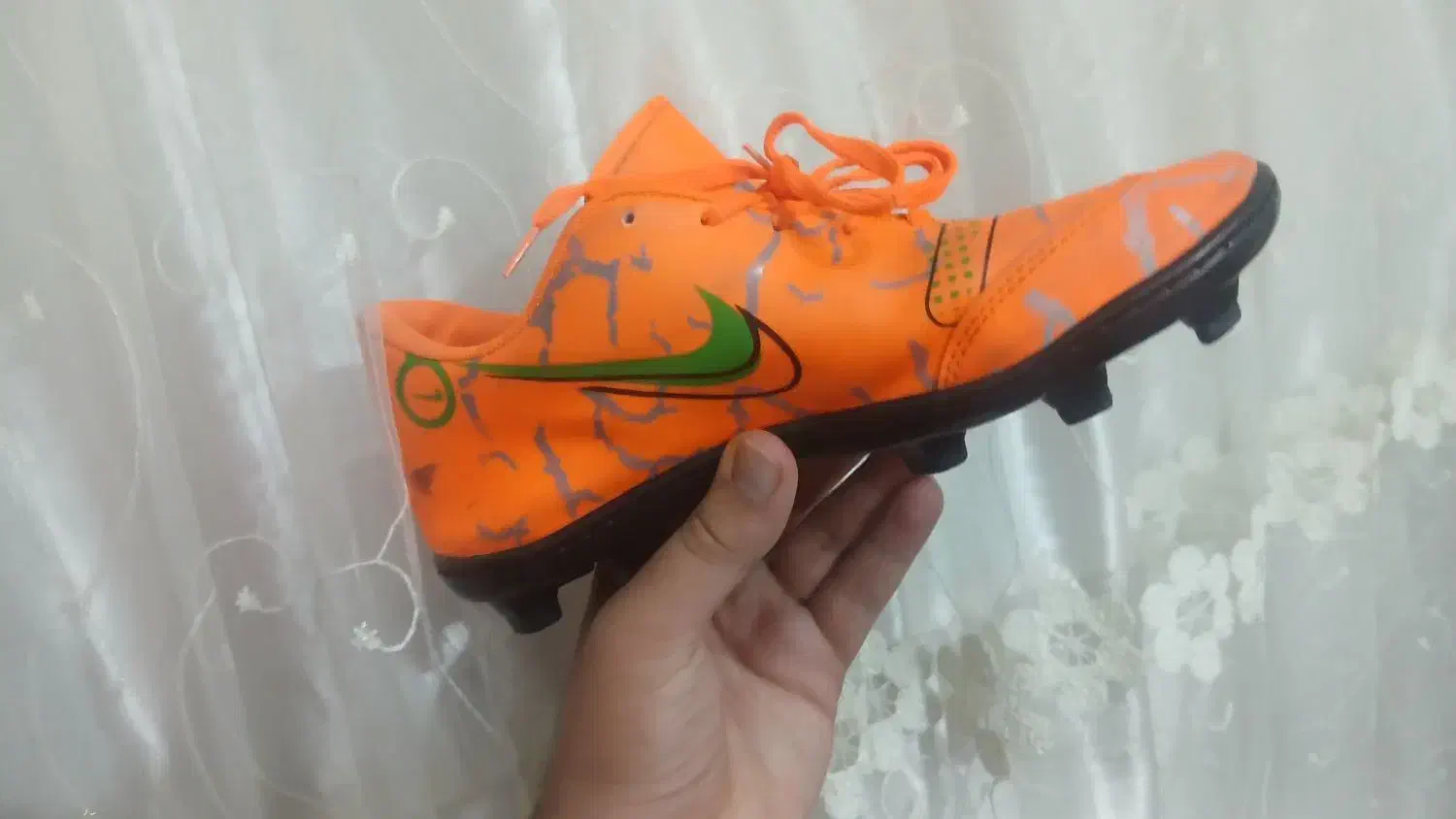 کفش فوتبالی روی چمن|کیف، کفش، کمربند|محمدشهر, عباس آباد|دیوار