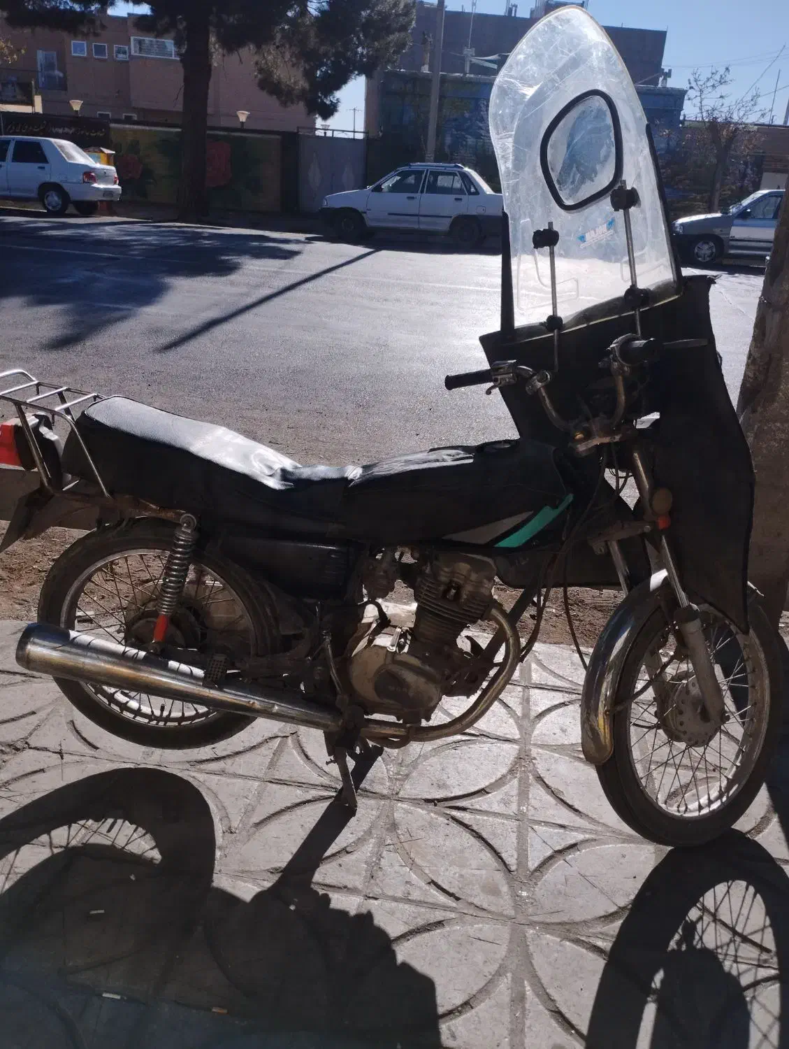 فروش  یک دستگاه  موتور  هندا   125|موتورسیکلت|گناباد, |دیوار