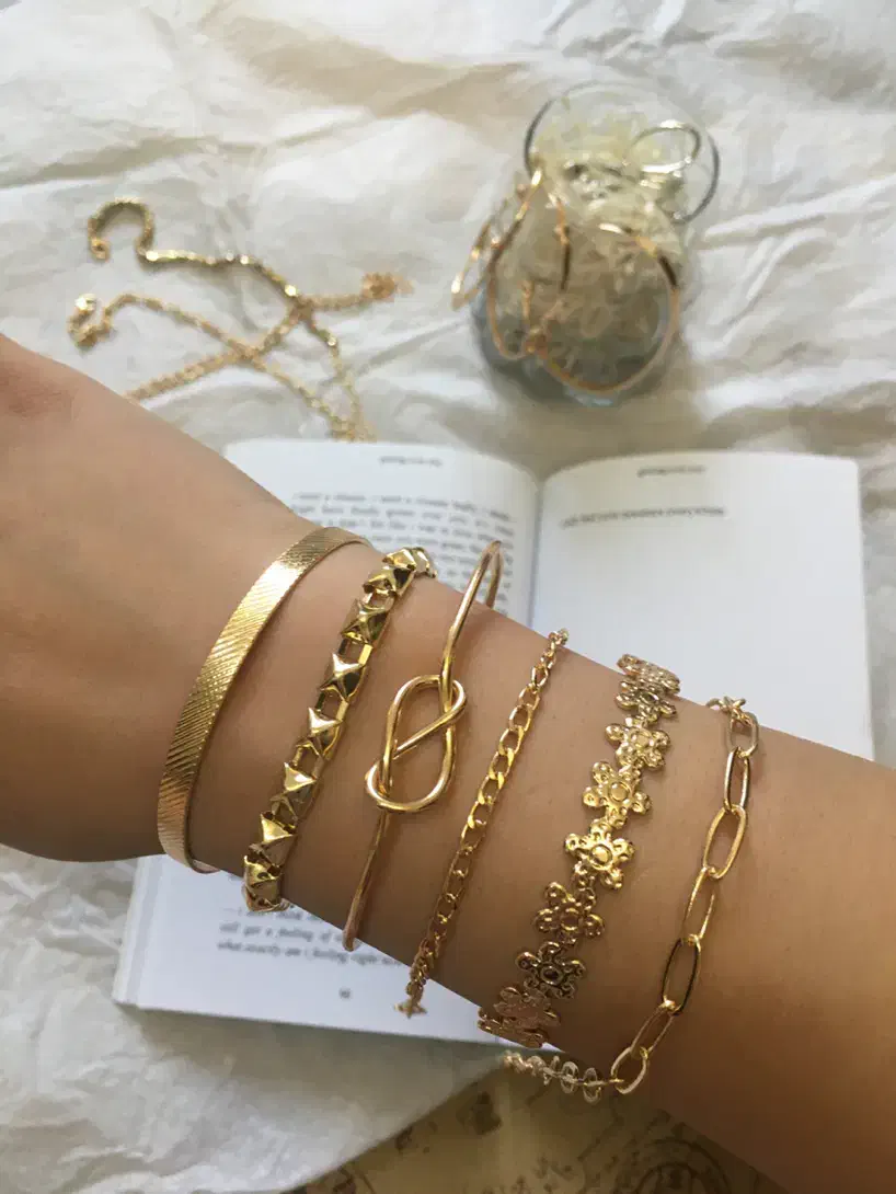 اکسسوری و ساعت|زیورآلات و اکسسوری|گنبد کاووس, |دیوار