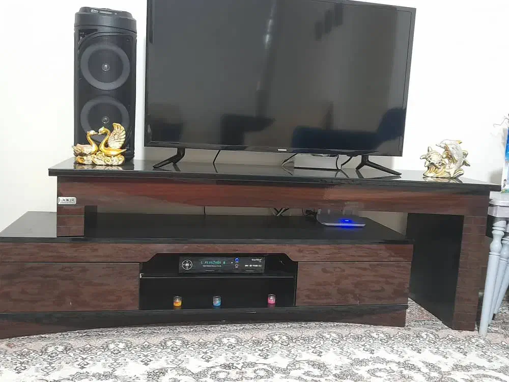 میز تلویزیون|میز تلویزیون|بومهن, |دیوار