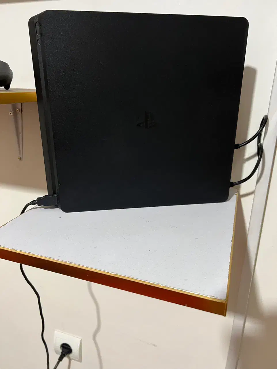Ps4 slim 500gبا سه دسته درحد نو|کنسول، بازی ویدئویی و آنلاین|اهواز, ۲۰۰دستگاه|دیوار