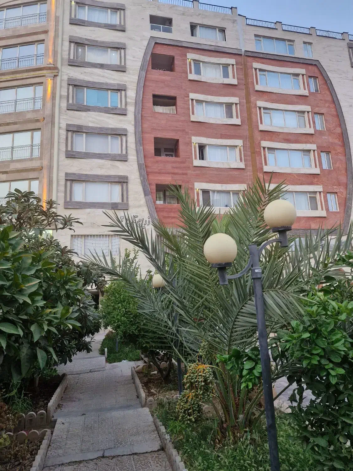 اپارتمان دو خواب نوساز سرباز|اجارهٔ آپارتمان|شیراز, آبیاری|دیوار