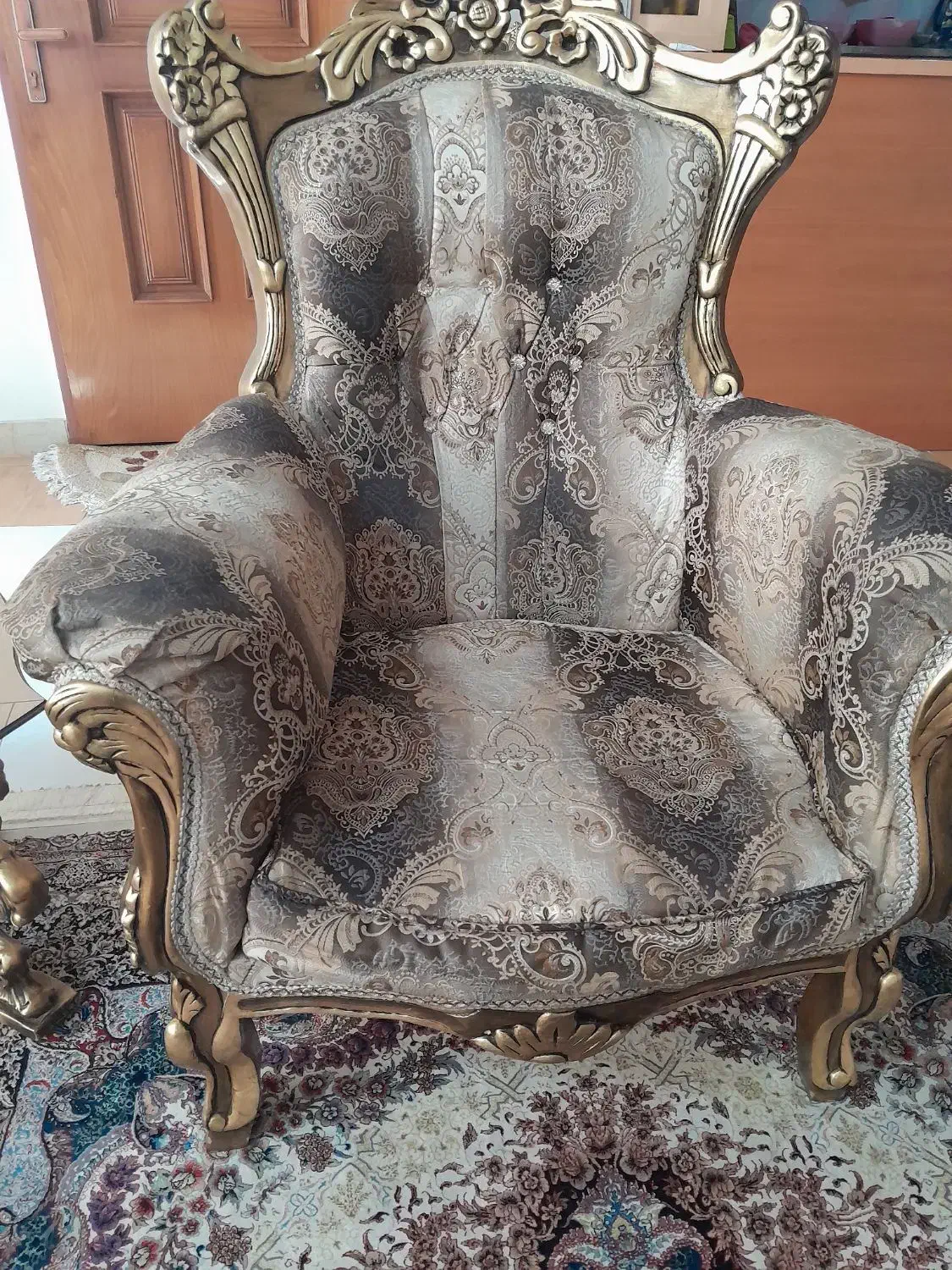 مبل ۹ نفره سلطنتی|مبلمان خانگی و میز عسلی|قدس, شهر‌قدس|دیوار